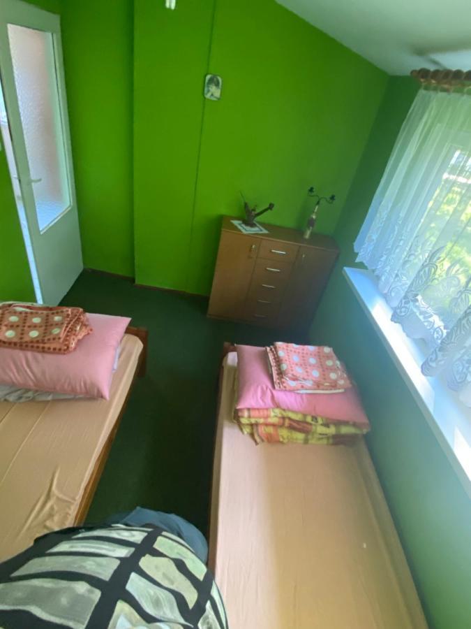 Domek w sadzie na Mazurach Stręgielek Zewnętrze zdjęcie